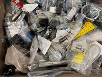 Partij gemengde industriële onderdelen / pneumatische & hydraulische componenten (215kg) - afbeelding 5 van  8