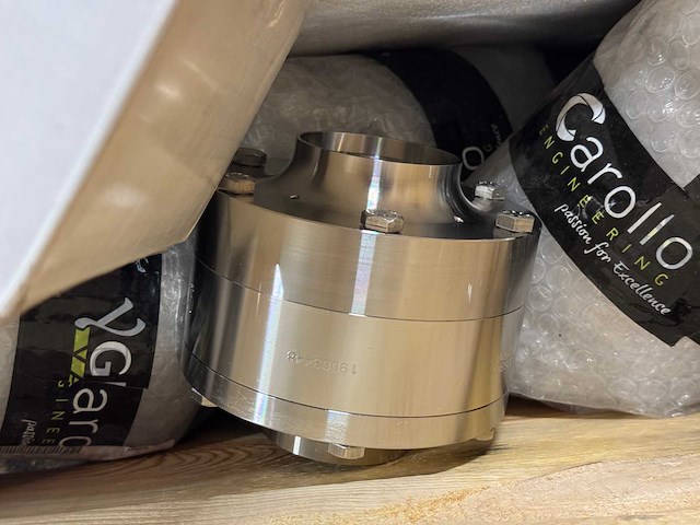 Partij gemixte industriële onderdelen - afbeelding 7 van  8