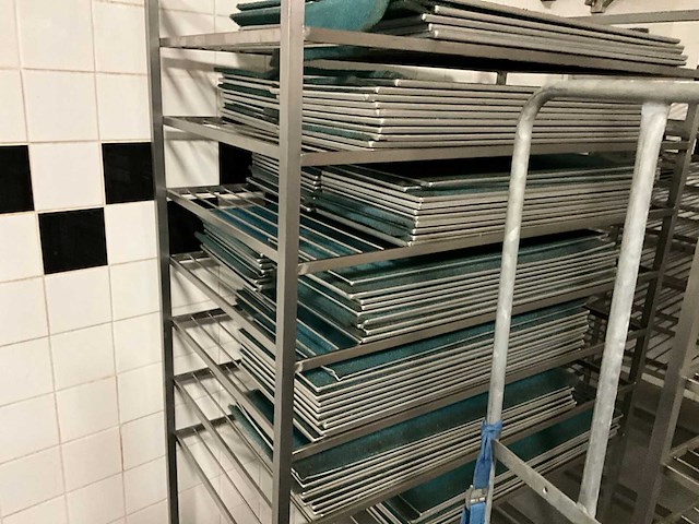 Partij geperforeerde bakplaten - afbeelding 5 van  5