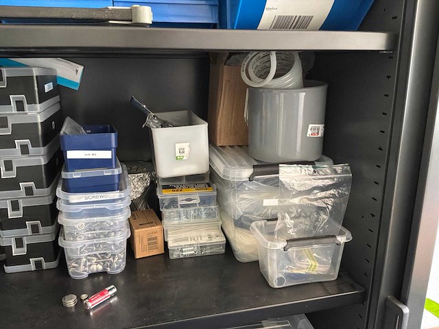 Partij gereedschap, bevestigingsmaterialen en opbergmiddelen - afbeelding 7 van  9