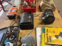 Partij gereedschap, bouwmaterialen en toebehoren w.o. dewalt