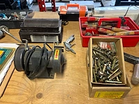 Partij gereedschap, bouwmaterialen en toebehoren w.o. dewalt - afbeelding 5 van  6