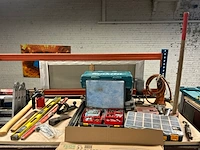 Partij gereedschap, bouwmaterialen en toebehoren w.o. makita, stanley