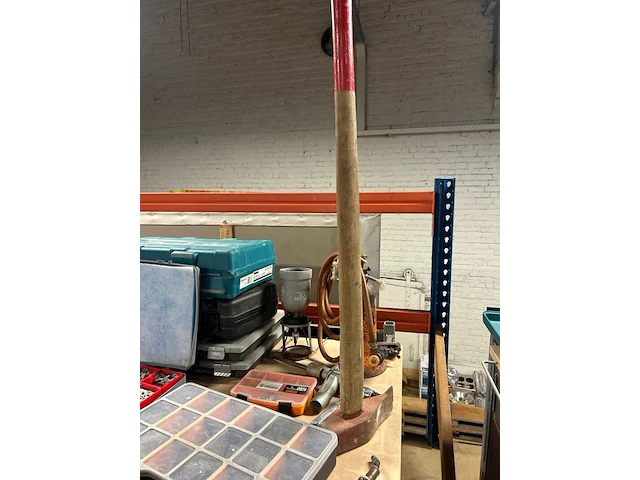 Partij gereedschap, bouwmaterialen en toebehoren w.o. makita, stanley - afbeelding 6 van  7