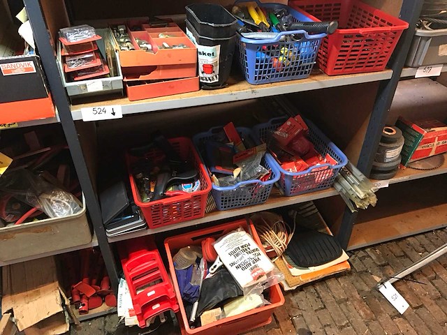 Partij gereedschap en divers - afbeelding 1 van  11