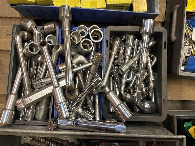 Partij gereedschap en diverse - afbeelding 5 van  8