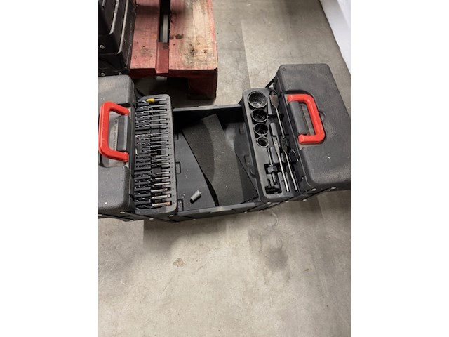 Partij gereedschap en ijzerwaren - afbeelding 6 van  8