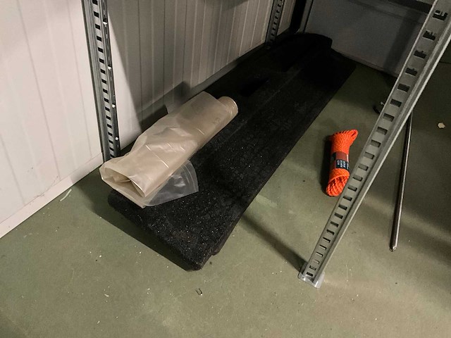 Partij gereedschap en magazijn bakken - afbeelding 12 van  14