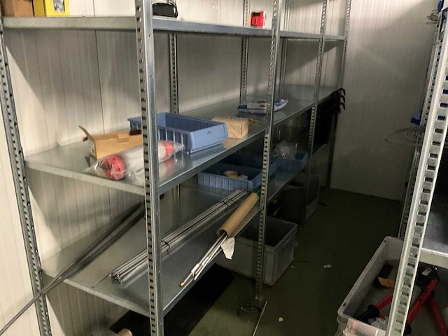 Partij gereedschap en magazijn bakken - afbeelding 13 van  14