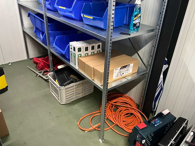 Partij gereedschap en magazijn bakken - afbeelding 6 van  14