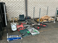 Partij gereedschap en moeren/bouten - afbeelding 1 van  18