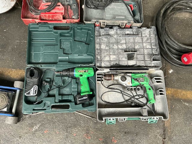 Partij gereedschap en moeren/bouten - afbeelding 12 van  18