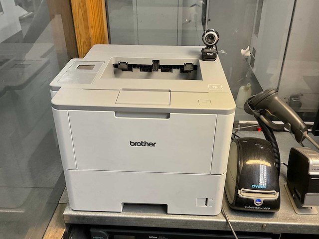 Partij gereedschap en werkplaatsmeubilair - afbeelding 13 van  13