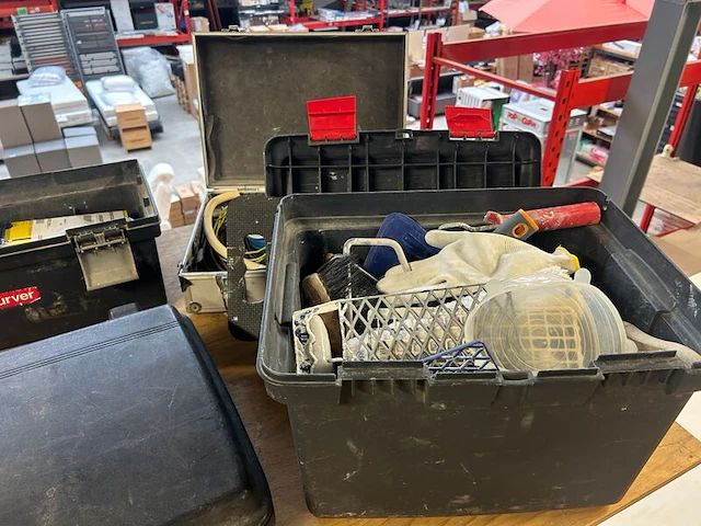 Partij gereedschap, gereedschapskoffers, bevestigingsmaterialen w.o. bosch, wolfcraft - afbeelding 7 van  12