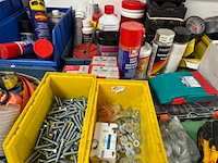 Partij gereedschap, ijzerwaren en verbruiksmiddelen - afbeelding 13 van  13