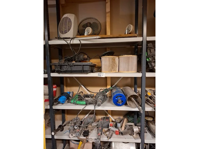Partij gereedschap o.a. bosch, hitachi - afbeelding 1 van  15