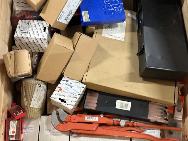 Partij gereedschap & toebehoren - afbeelding 7 van  8