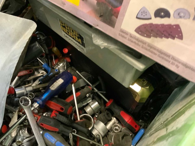 Partij gereedschap uit td ruimte - afbeelding 4 van  15