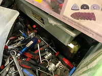 Partij gereedschap uit td ruimte - afbeelding 4 van  15