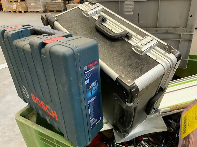 Partij gereedschap uit td ruimte - afbeelding 15 van  15