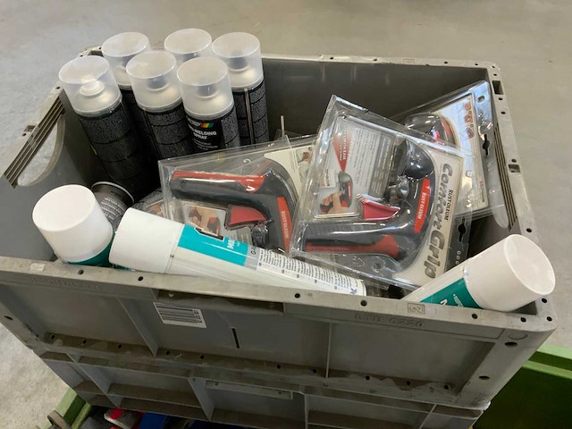 Partij gereedschap uit td ruimte - afbeelding 13 van  15