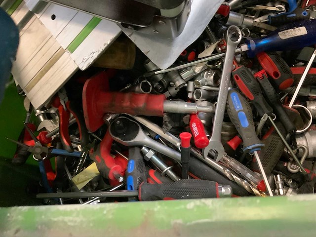 Partij gereedschap uit td ruimte - afbeelding 3 van  15