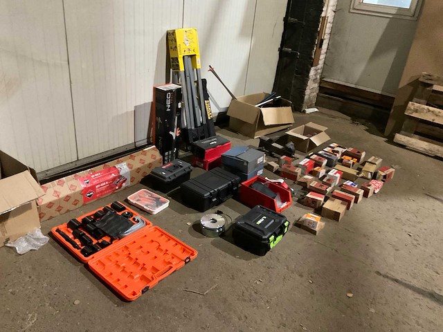 Partij gereedschap - afbeelding 11 van  17