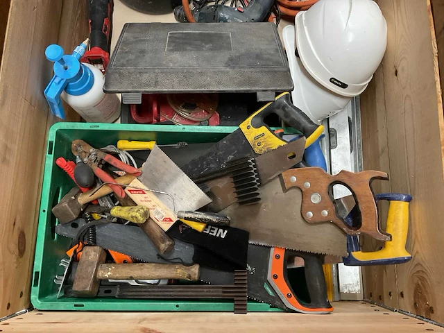 Partij gereedschap - afbeelding 2 van  9