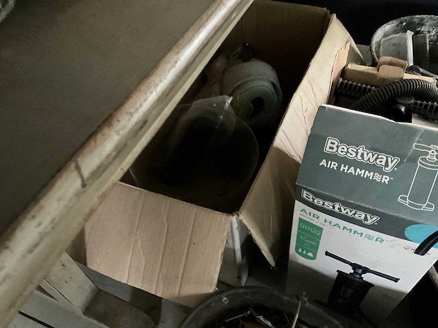 Partij gereedschappen en onderdelen - afbeelding 9 van  15