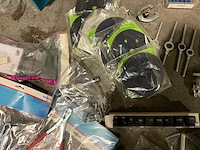 Partij gereedschappen en toebehoren - afbeelding 4 van  10