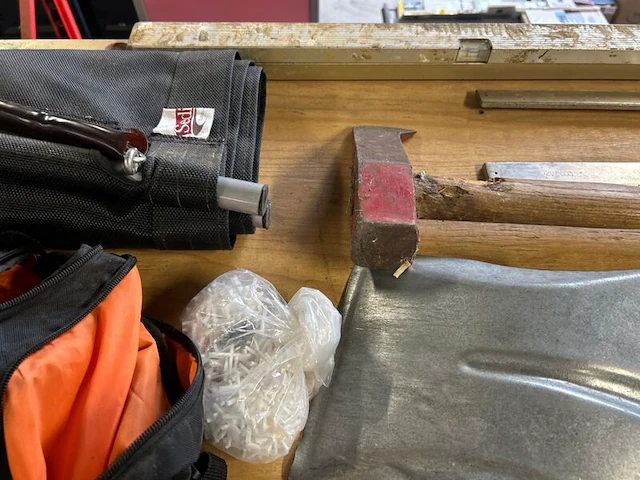 Partij gereedschappen, installatiematerialen en elektra - afbeelding 6 van  6