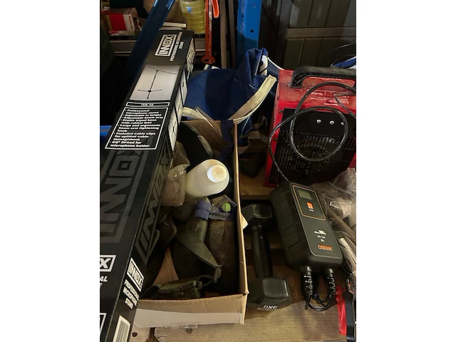 Partij gereedschappen, keukenmessen en diversen w.o. delonghi, osram, innox - afbeelding 10 van  14