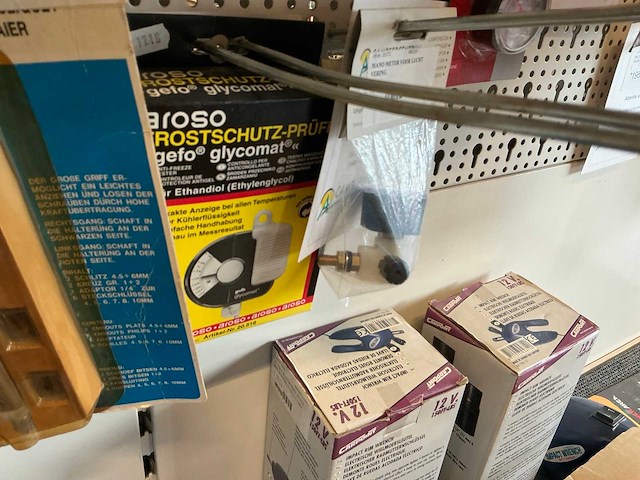 Partij gereedschappen - afbeelding 24 van  32