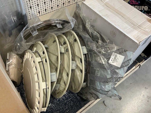 Partij gereedschappen - afbeelding 28 van  32