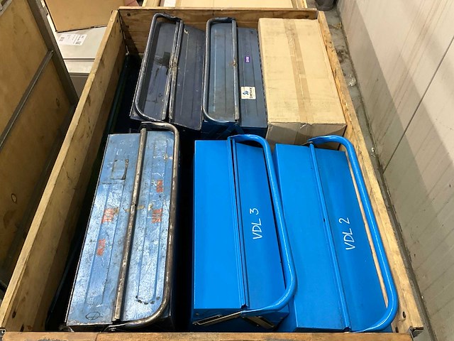 Partij gereedschapskisten - afbeelding 2 van  4