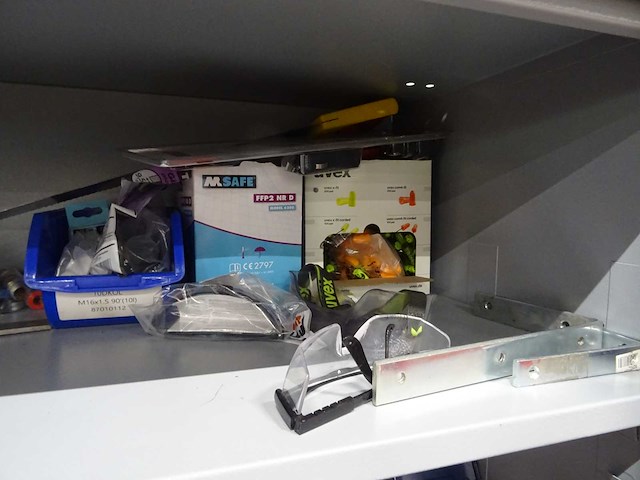 Partij gereedschapstoebehoren - afbeelding 2 van  8