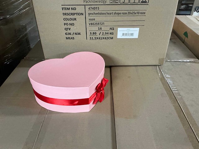 Partij geschenkdozen heart shape roze 20x25x10 roze (144x) - afbeelding 4 van  7