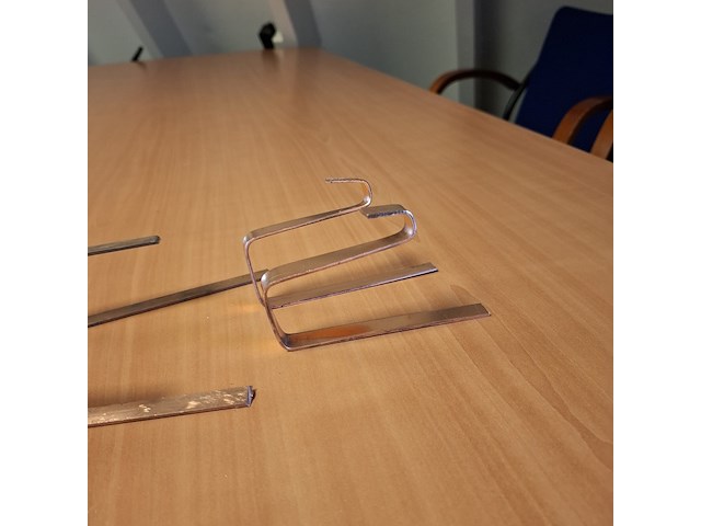 Partij gesmede spijkers met koperen panhaken - afbeelding 12 van  14