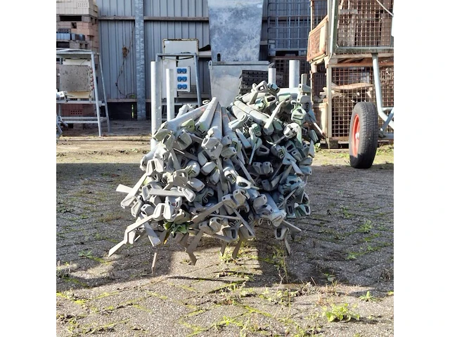Partij geveldiagonalen, layher, allround, in transportbok - afbeelding 2 van  6