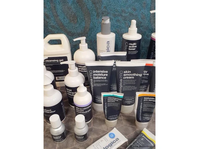 Partij gezichtsverzorgingsproducten o.a. dermalogica pro gezichtsreiniger active clay cleanser - afbeelding 6 van  12