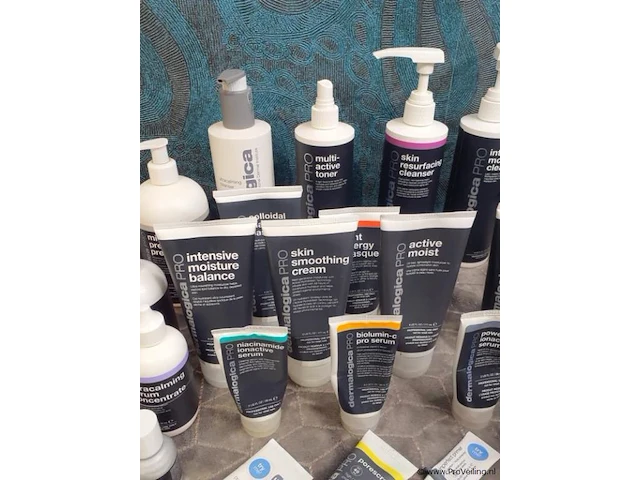 Partij gezichtsverzorgingsproducten o.a. dermalogica pro gezichtsreiniger active clay cleanser - afbeelding 7 van  12