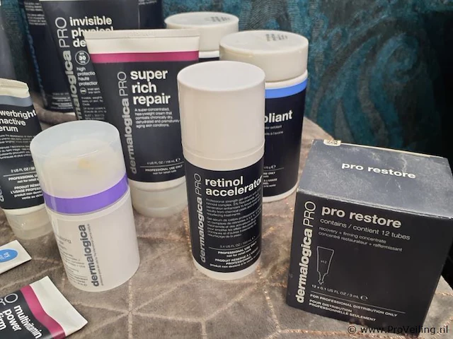 Partij gezichtsverzorgingsproducten o.a. dermalogica pro gezichtsreiniger active clay cleanser - afbeelding 11 van  12