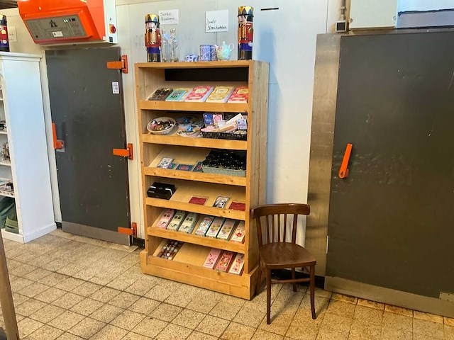 Partij giftartikelen - afbeelding 2 van  9