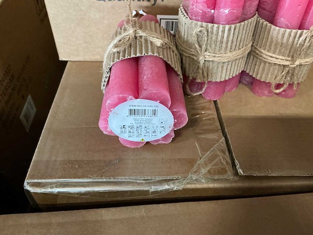 Partij gifts amsterdam roze kaarsen 2x12cm (6209x) - afbeelding 2 van  3