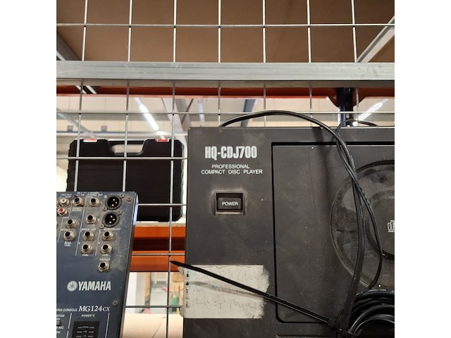 Partij gitaarversterkers en mengpanelen yamaha, fender, roland, cube, tone, blaster, tervey - afbeelding 2 van  17