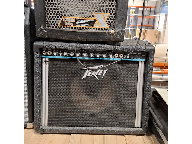 Partij gitaarversterkers en mengpanelen yamaha, fender, roland, cube, tone, blaster, tervey - afbeelding 6 van  17