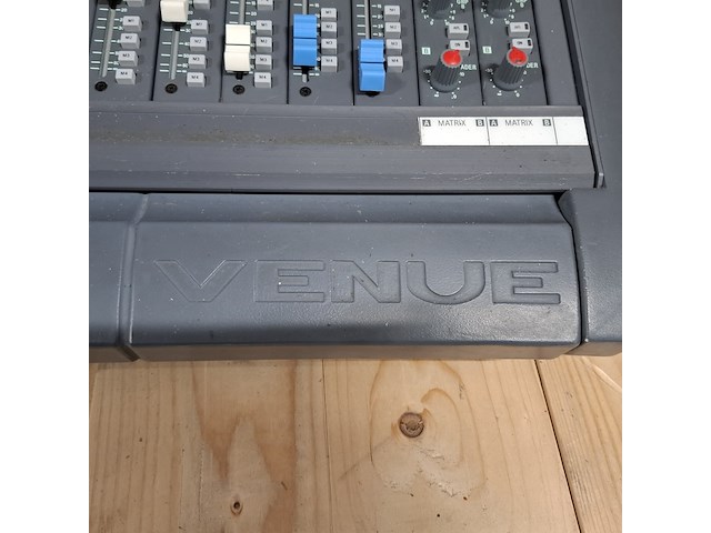 Partij gitaarversterkers en mengpanelen yamaha, fender, roland, cube, tone, blaster, tervey - afbeelding 13 van  17