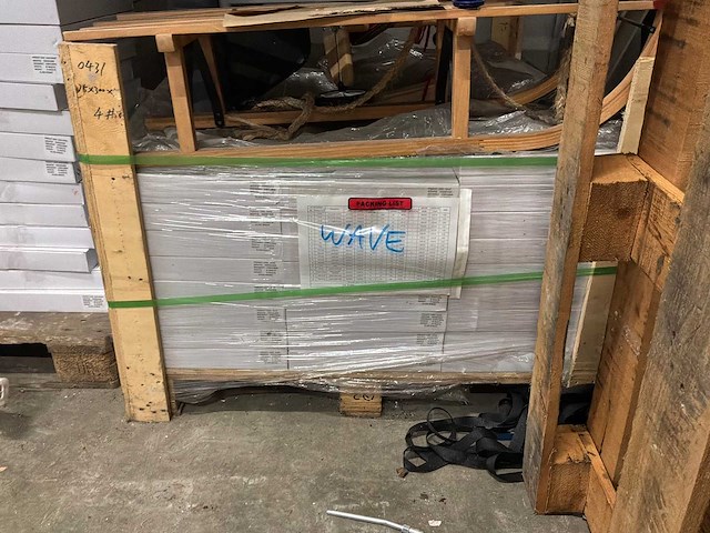 Partij glas mozaïek tegels - 39x pallet - afbeelding 1 van  10