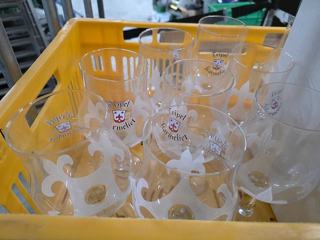 Partij glaswerk en bierviltjes - afbeelding 8 van  8