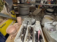 Partij glaswerk en serviesgoed - afbeelding 2 van  6